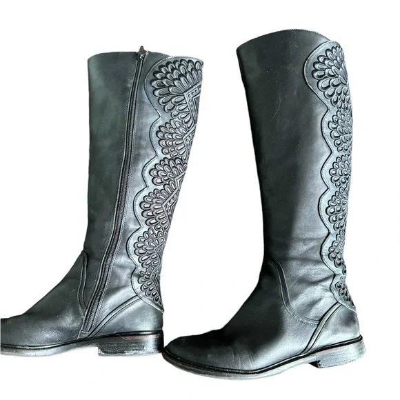 Gianni Bini Women’s riding boots 6.5M - Picture 10 of 12